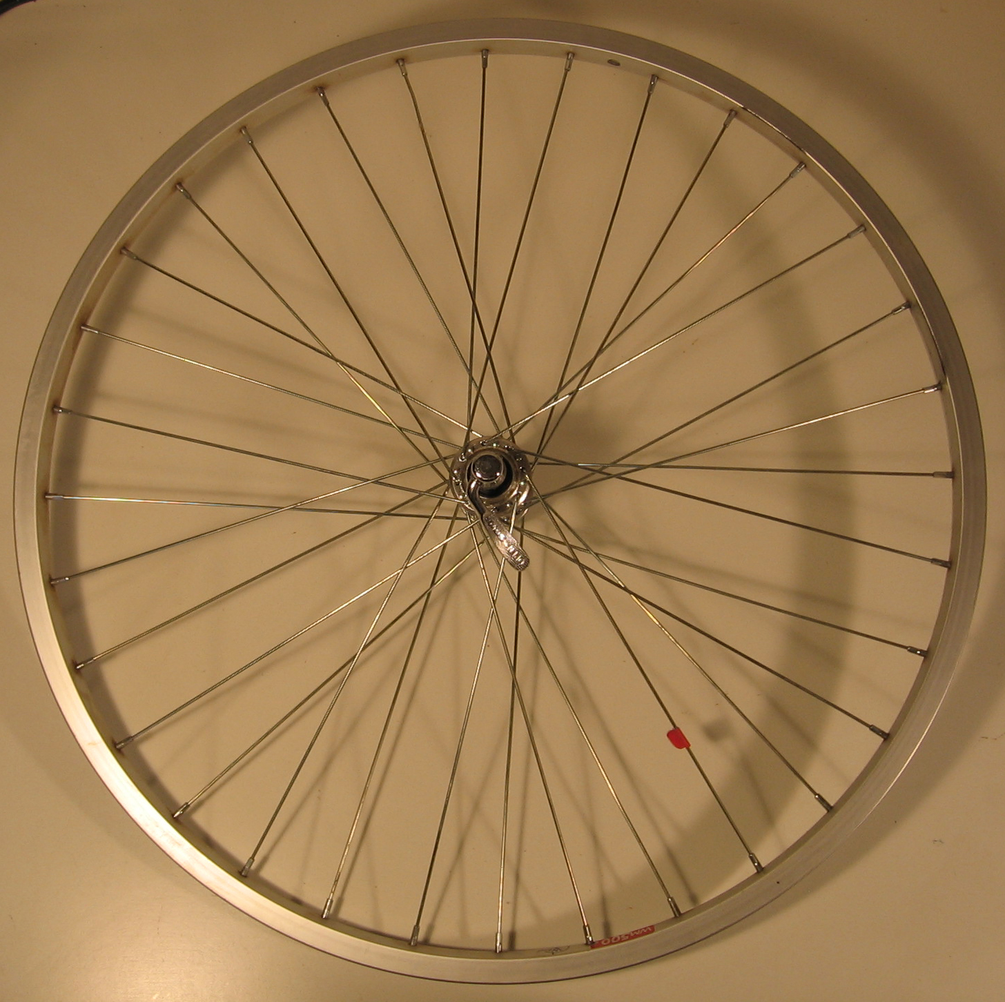Quick-release front wheel